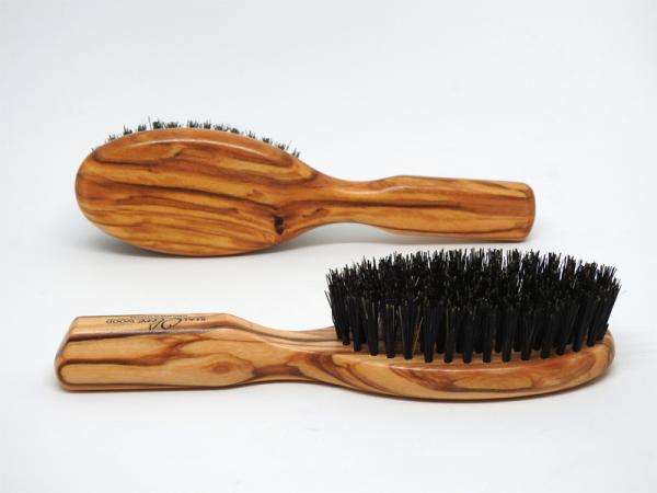 Brosse à cheveux bois d'olivier et poils de sanglier