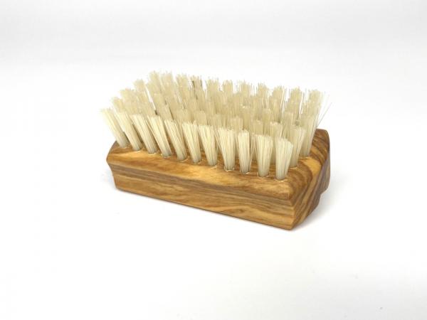 Brosse à ongles en Olivier